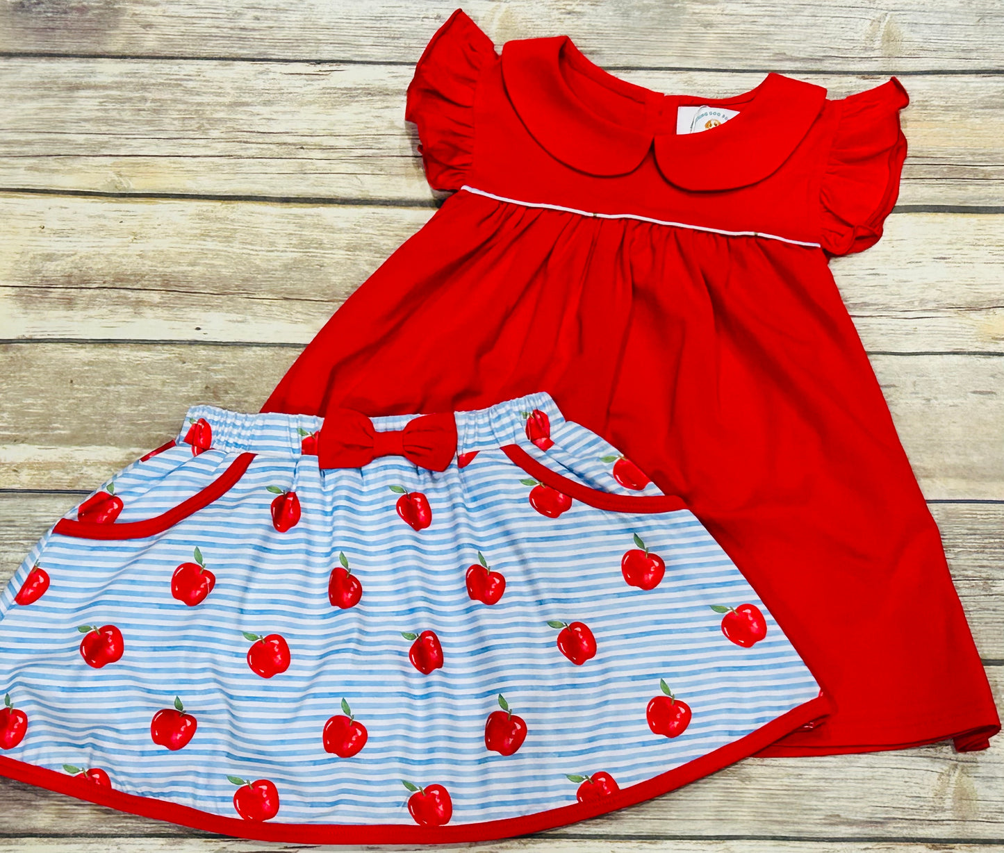 Girls An Apple a Day Skort Set